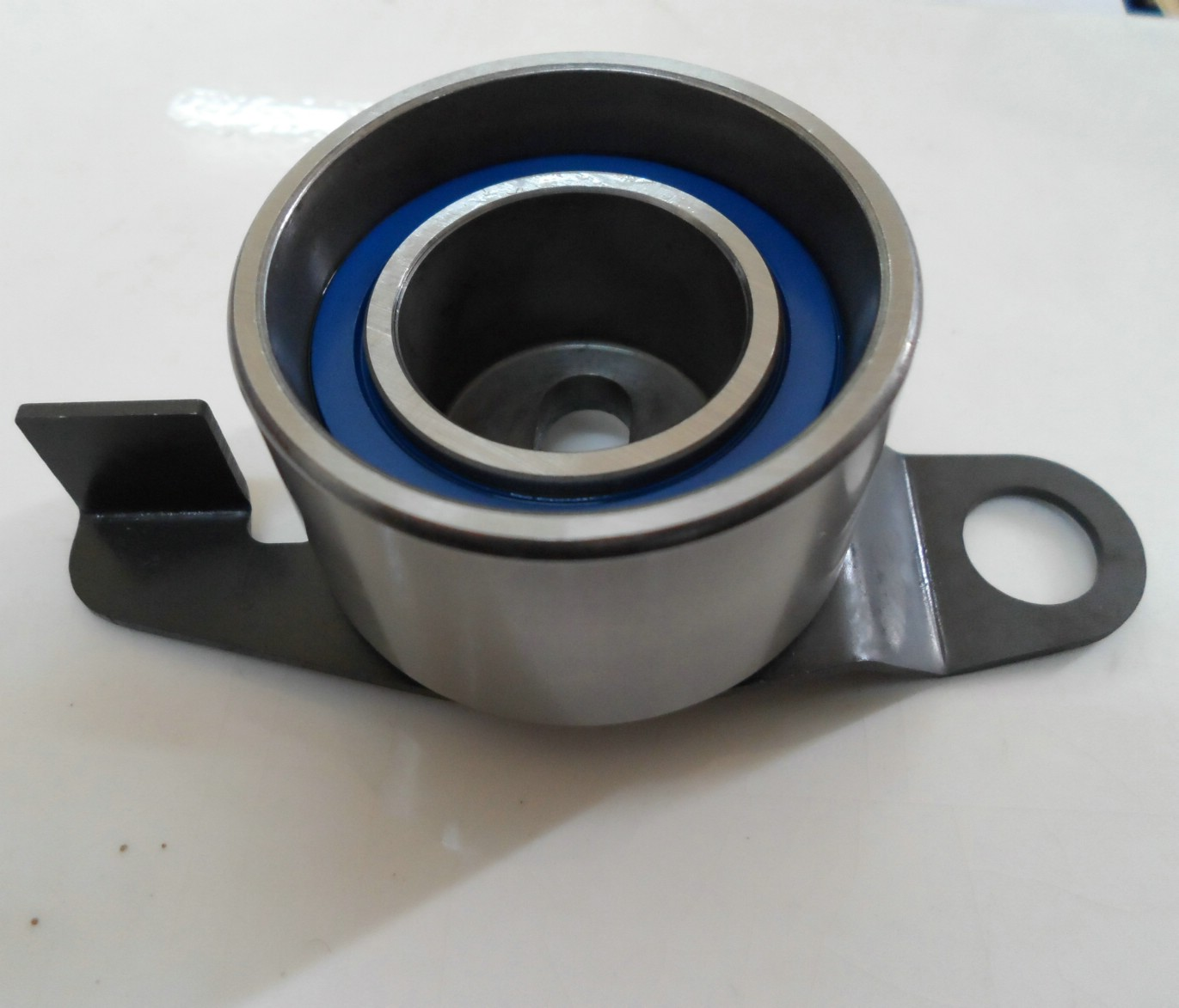 Guaranteed quality tensioner bearing VKM71401 VKM17303 VKM73201 VKM71200 VKM71704 